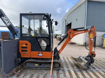 Hitachi ZX19 Bild 2